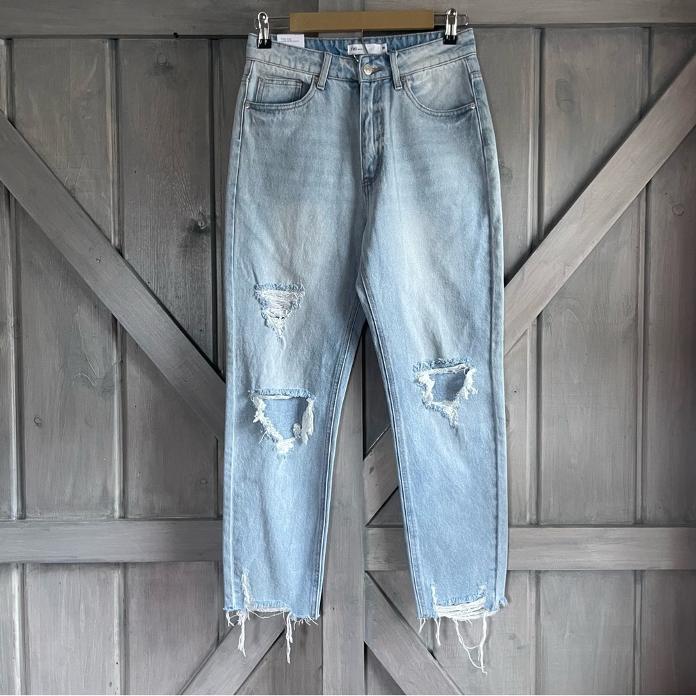 TNR‎ Jeans Distressed Light Wash Denim Jeans High Rise Straight Frayed Size 28